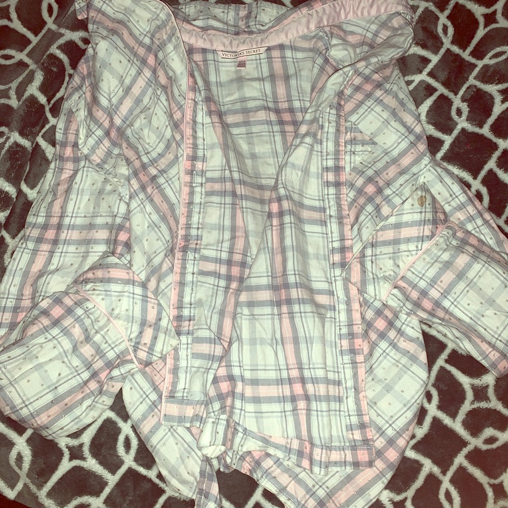 Super cute VS pajama top